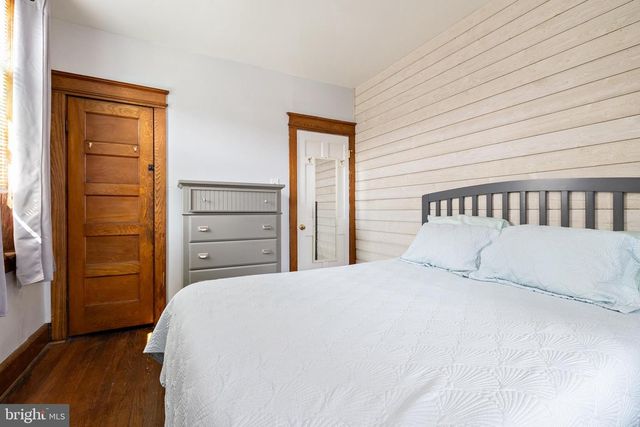 241 JAMES ST, Mount Ephraim, NJ 08059