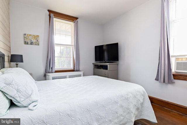 241 JAMES ST, Mount Ephraim, NJ 08059