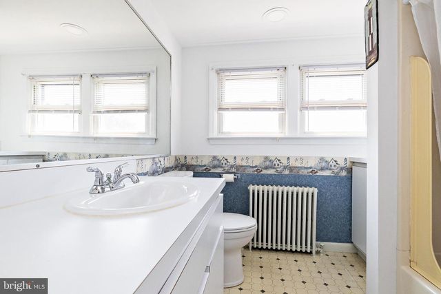 241 JAMES ST, Mount Ephraim, NJ 08059