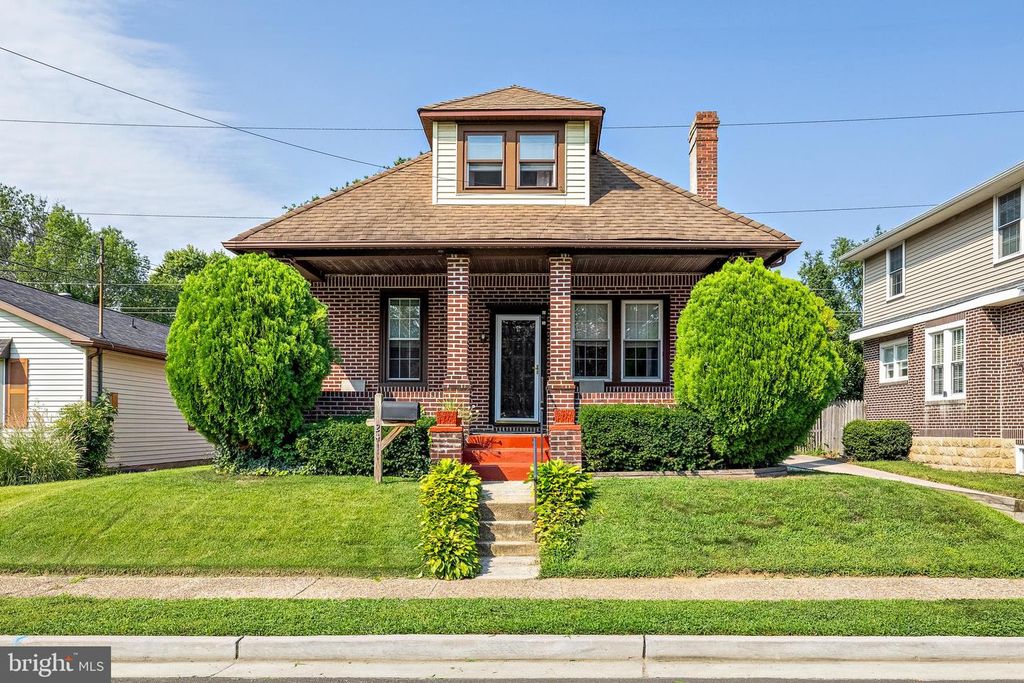 241 JAMES ST, Mount Ephraim, NJ 08059