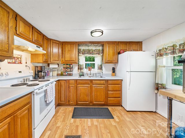 1115, 1125, 1127 Glenn Bridge Road SE, Arden, NC 28704