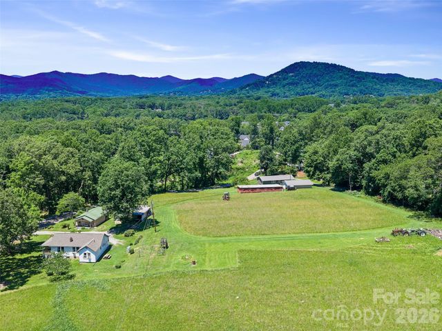 1115, 1125, 1127 Glenn Bridge Road SE, Arden, NC 28704