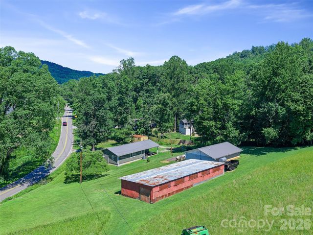 1115, 1125, 1127 Glenn Bridge Road SE, Arden, NC 28704
