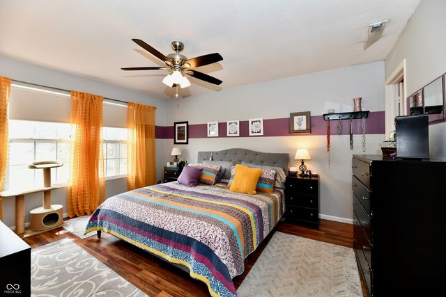1621 Blue Grass Parkway, Greenwood, IN 46143
