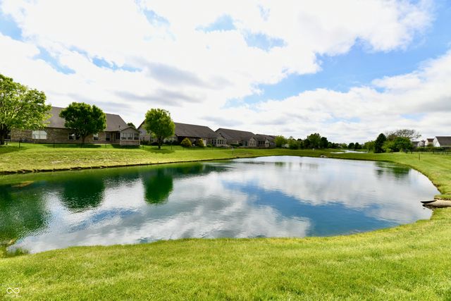 1621 Blue Grass Parkway, Greenwood, IN 46143