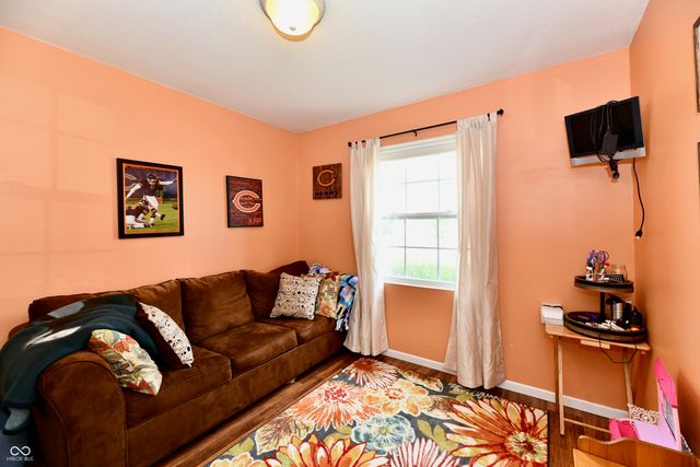 1621 Blue Grass Parkway, Greenwood, IN 46143