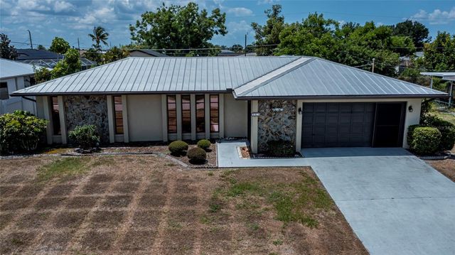 543 MAYVIEW AVENUE NW, Port Charlotte, FL 33952