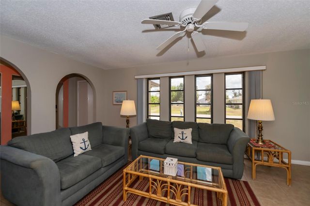 543 MAYVIEW AVENUE NW, Port Charlotte, FL 33952
