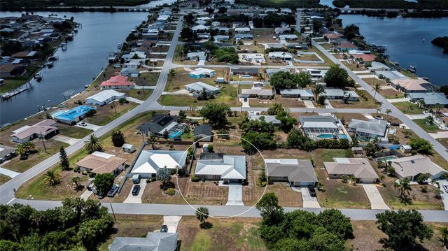 543 MAYVIEW AVENUE NW, Port Charlotte, FL 33952