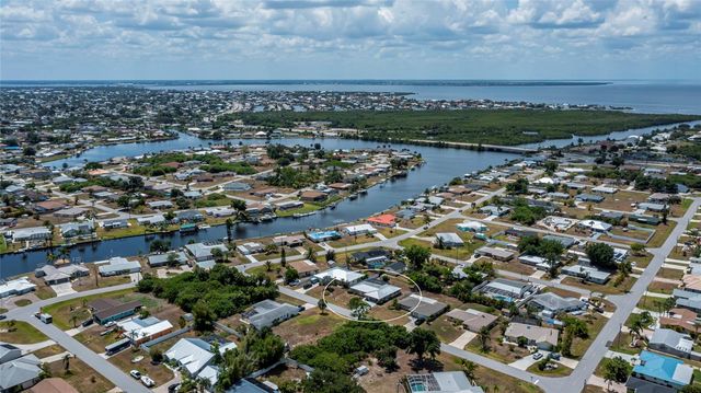 543 MAYVIEW AVENUE NW, Port Charlotte, FL 33952