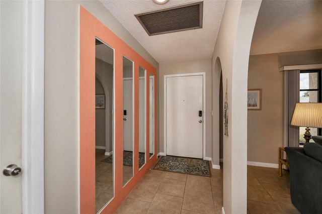 543 MAYVIEW AVENUE NW, Port Charlotte, FL 33952