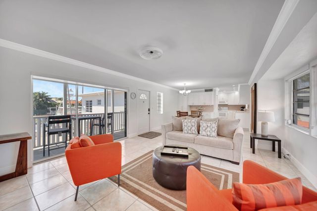2724 NE 14th Street 6, Fort Lauderdale, FL 33304