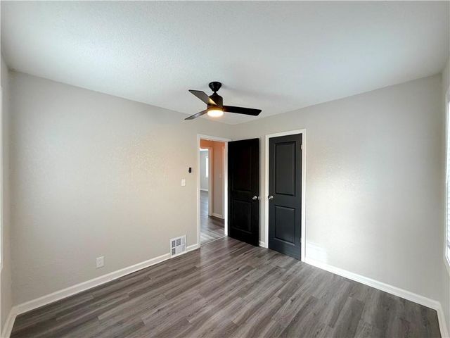 3401 E 58th Terrace, Kansas City, MO 64130