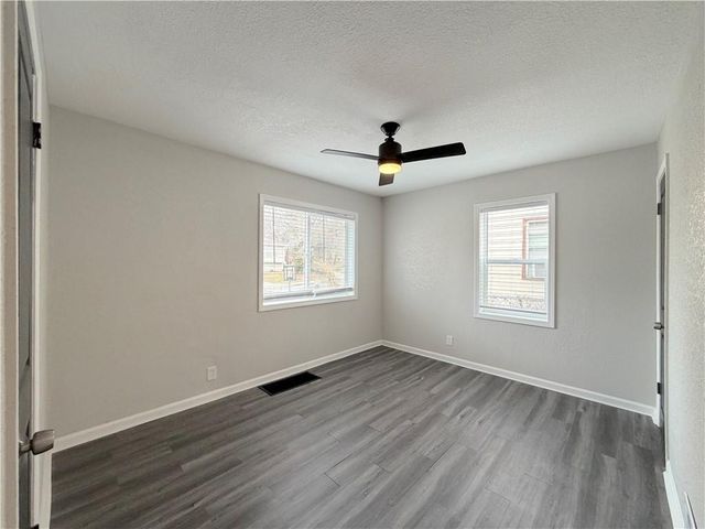 3401 E 58th Terrace, Kansas City, MO 64130