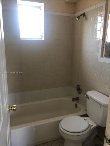 640 SW 7th St, Homestead, FL 33030