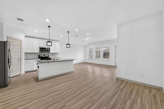 7007 Fleetwood Crescent Way, Richmond, TX 77407