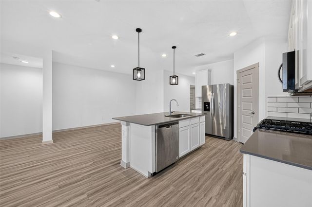 7007 Fleetwood Crescent Way, Richmond, TX 77407
