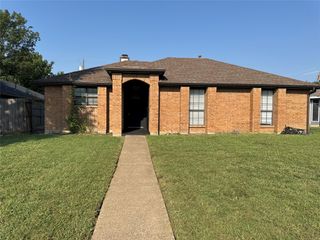 2305 Windridge Lane, Rowlett, TX 75088