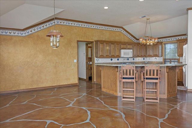 438 ROBERTS Drive, Amarillo, TX 79118