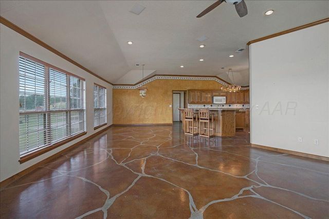 438 ROBERTS Drive, Amarillo, TX 79118