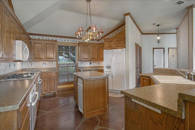 438 ROBERTS Drive, Amarillo, TX 79118