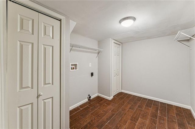 7920 Gillette Street, Lenexa, KS 66215