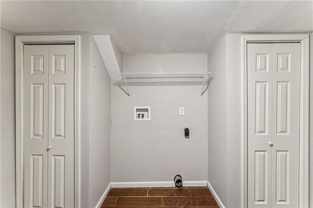 7920 Gillette Street, Lenexa, KS 66215