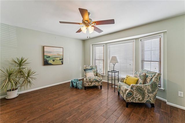 7920 Gillette Street, Lenexa, KS 66215