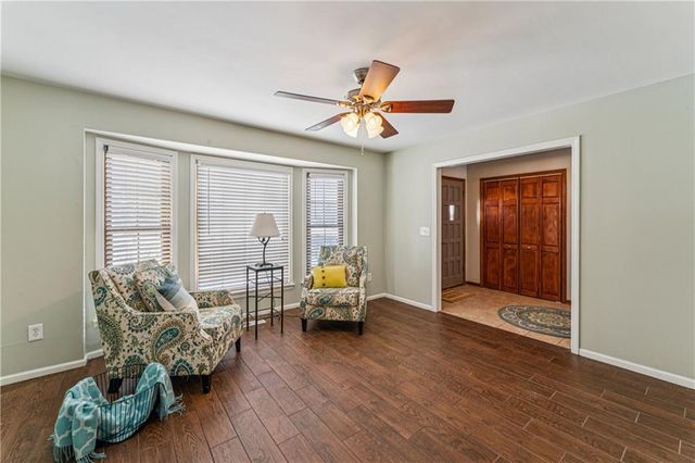 7920 Gillette Street, Lenexa, KS 66215