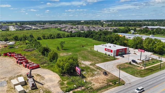 3948 E Highway 412, Siloam Springs, AR 72761