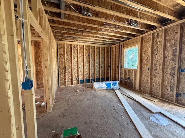 128 Sunbird Court, Waterloo, IA 50701