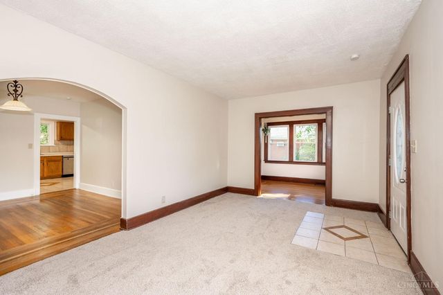 2606 Kipling Avenue, Cincinnati, OH 45239