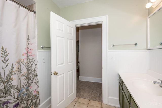 2606 Kipling Avenue, Cincinnati, OH 45239