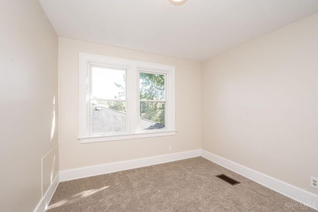 2606 Kipling Avenue, Cincinnati, OH 45239