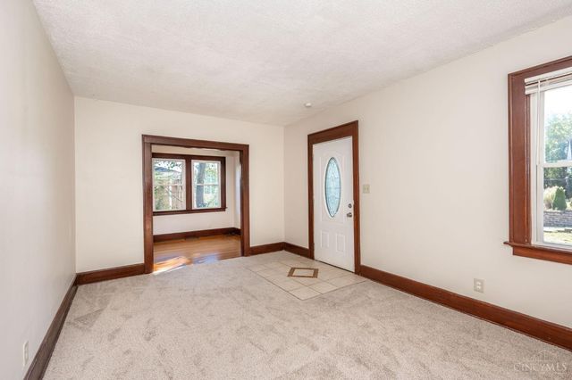 2606 Kipling Avenue, Cincinnati, OH 45239