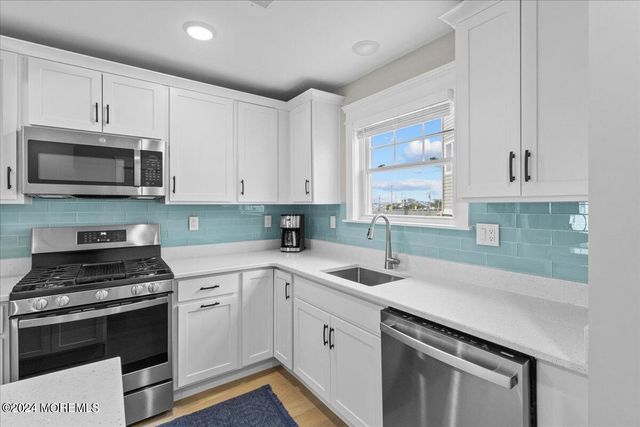 14 Elder Street 152, Mantoloking, NJ 08738