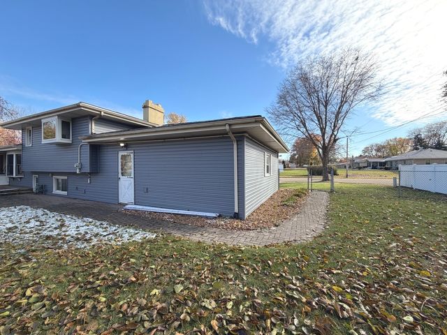 701 Terry Drive, Joliet, IL 60435