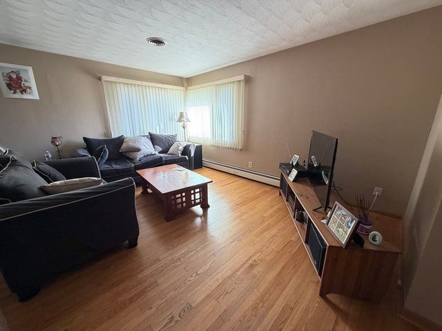 701 Terry Drive, Joliet, IL 60435