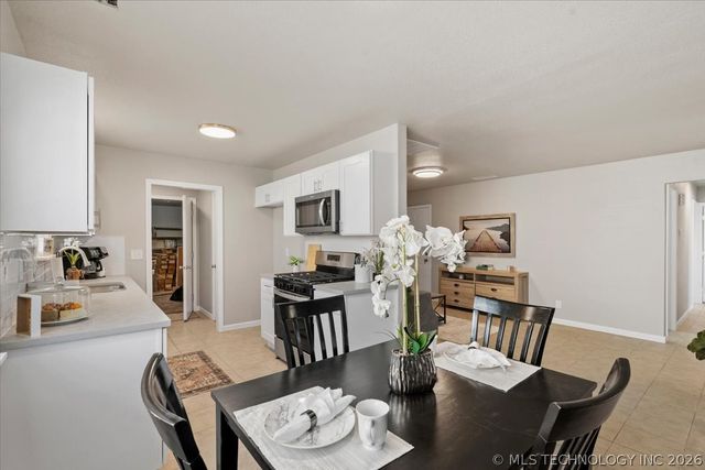 2527 S 110th East Avenue, Tulsa, OK 74129