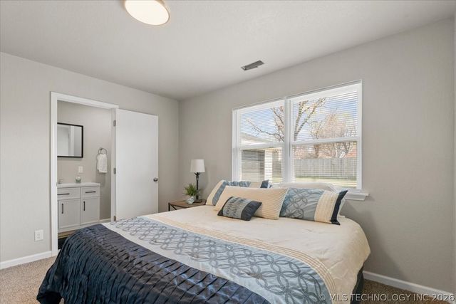 2527 S 110th East Avenue, Tulsa, OK 74129