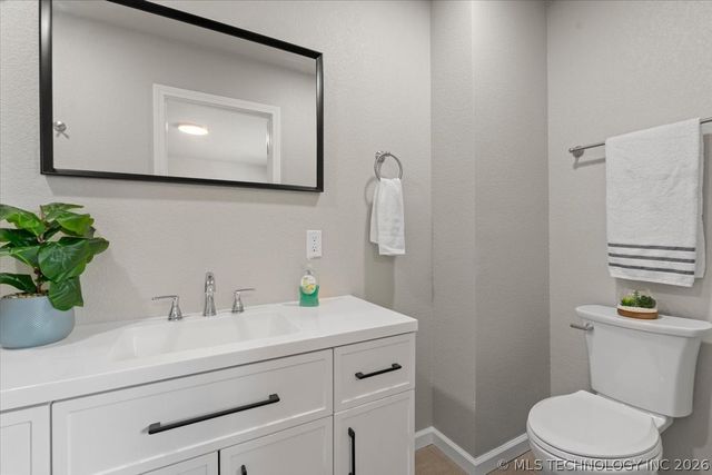 2527 S 110th East Avenue, Tulsa, OK 74129