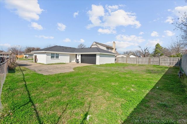 2527 S 110th East Avenue, Tulsa, OK 74129