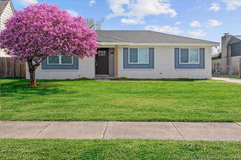 2527 S 110th East Avenue, Tulsa, OK 74129