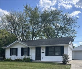1115 Frayne Drive, New Carlisle, OH 45344