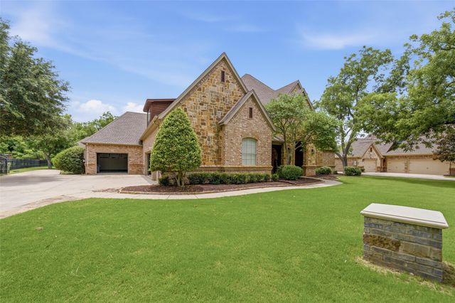 6101 Paper Shell Way, Fort Worth, TX 76179