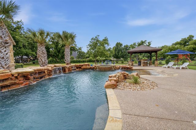 6101 Paper Shell Way, Fort Worth, TX 76179
