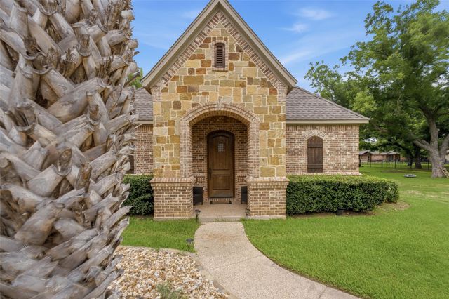 6101 Paper Shell Way, Fort Worth, TX 76179