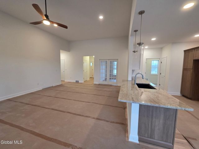 45 McBride Road, Halfmoon, NY 12118