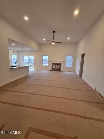 45 McBride Road, Halfmoon, NY 12118