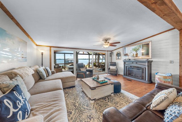 23351 Wateridge Loop, Flint, TX 75762